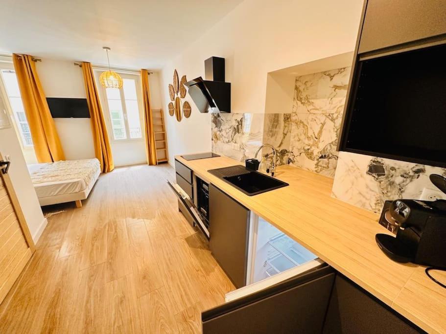 Les Appartements De Nana 4 - Studio Hypercentre, Rue Meynadier, Palais & Plage, Clim, Wifi Cannes Zewnętrze zdjęcie